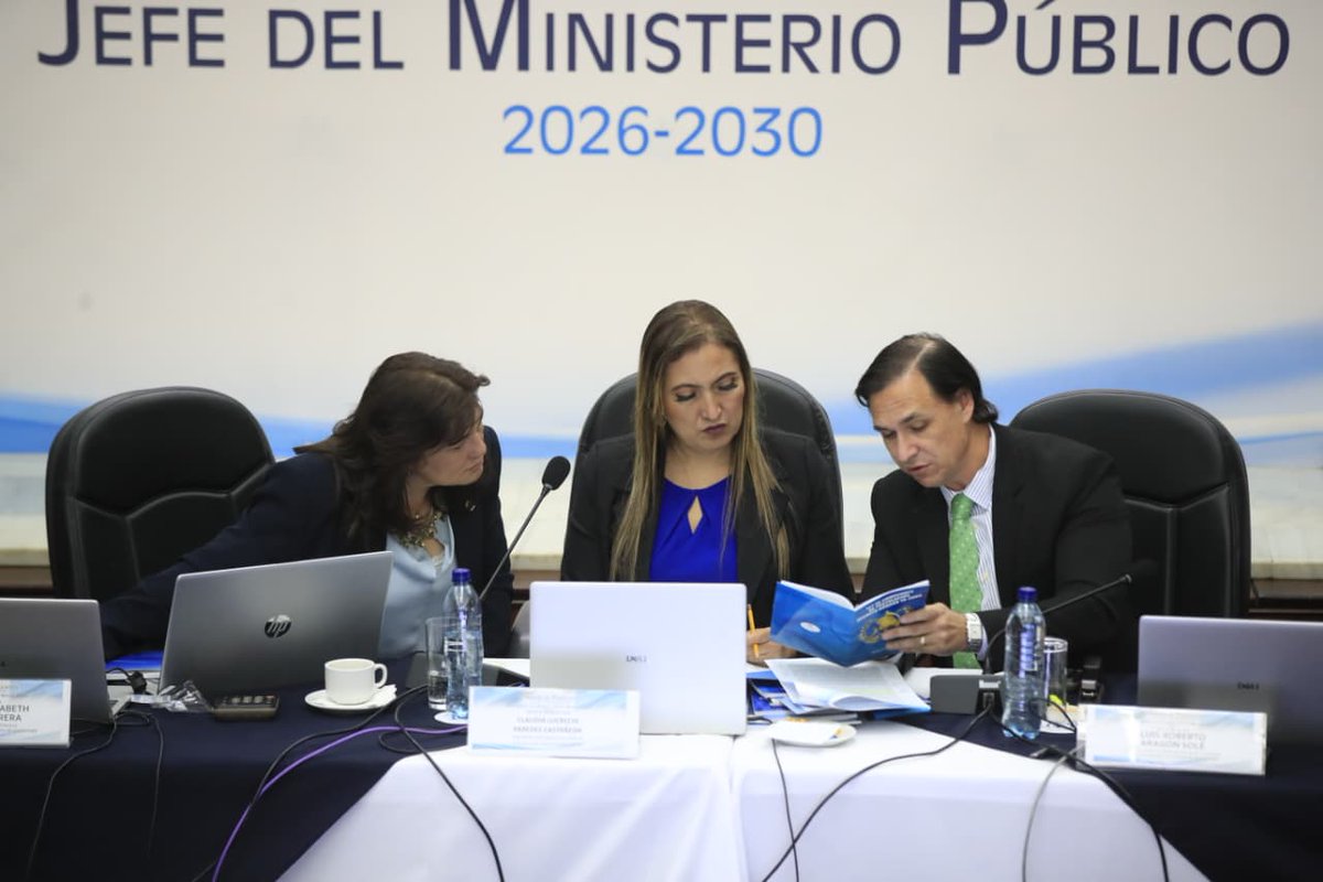 Tras una primera ronda entre 12 aspirantes elegibles para ser candidatos a fiscal general, solo Beyla Estrada obtuvo los votos necesarios y es la única incluida en la nómina de candidatos. Se prepara una segunda ronda de votación entre los 11 aspirantes restantes.