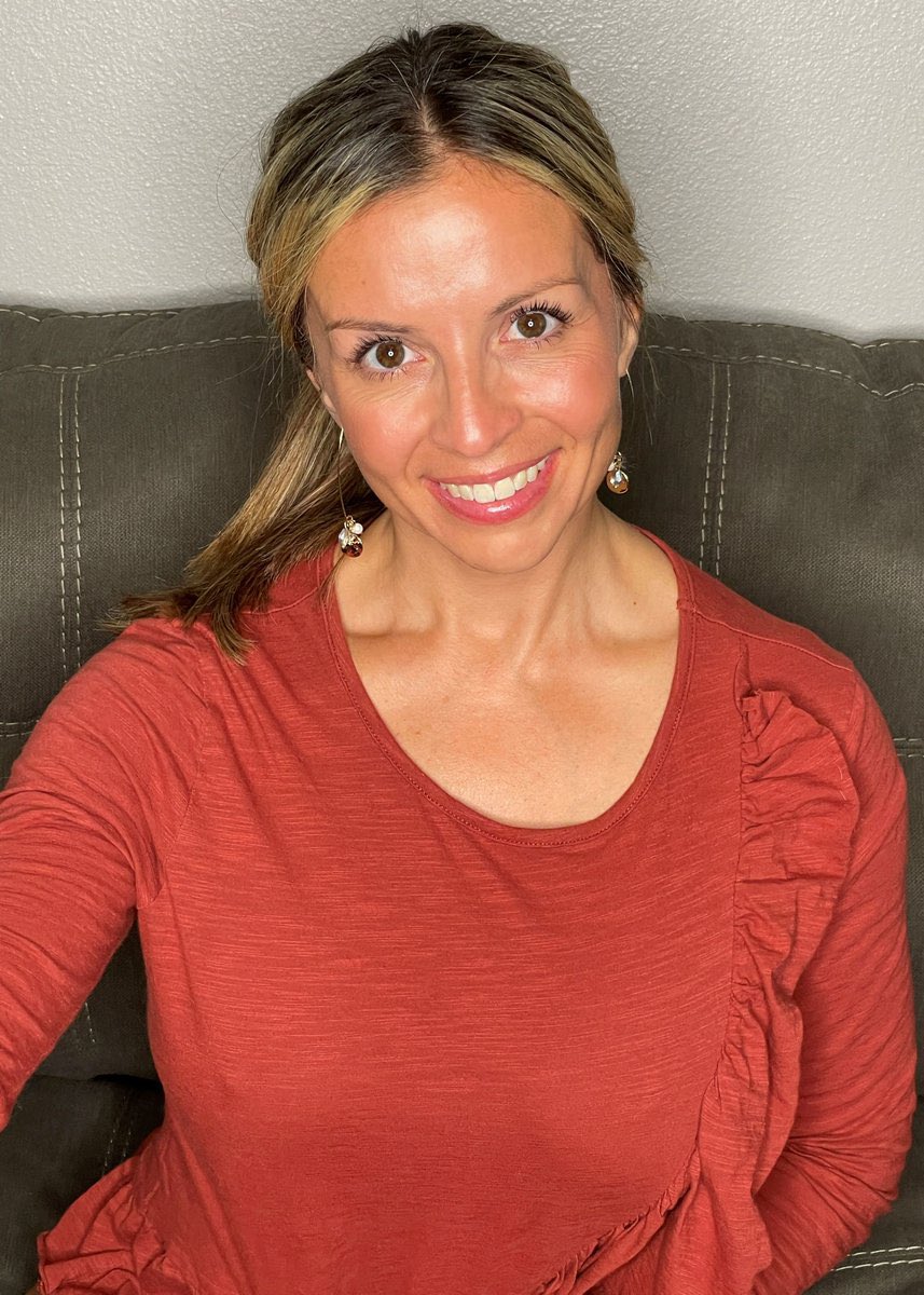 Give me a thumbs up 👍, if I can send you the version without bikini 📷📷