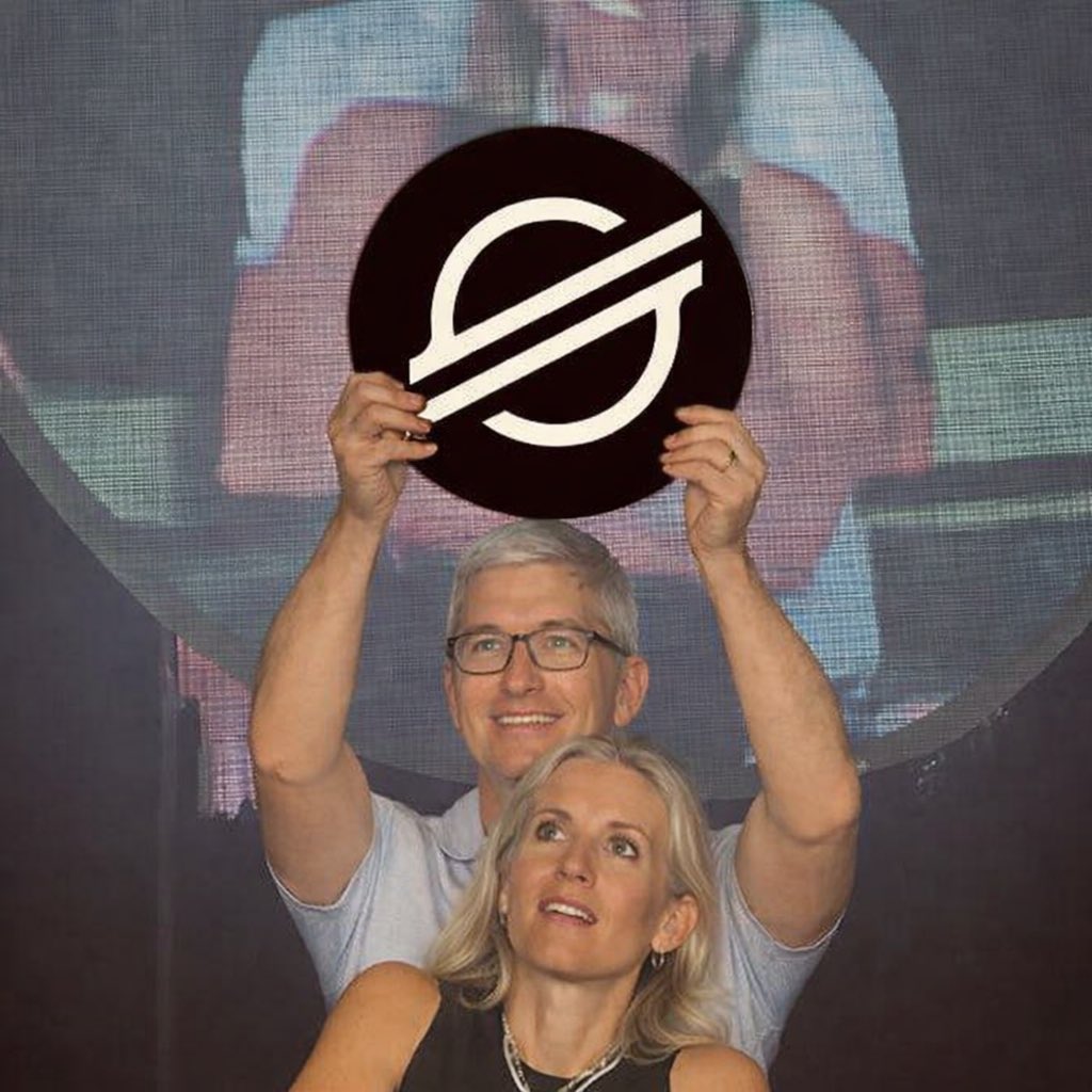 MemeLover tweet media