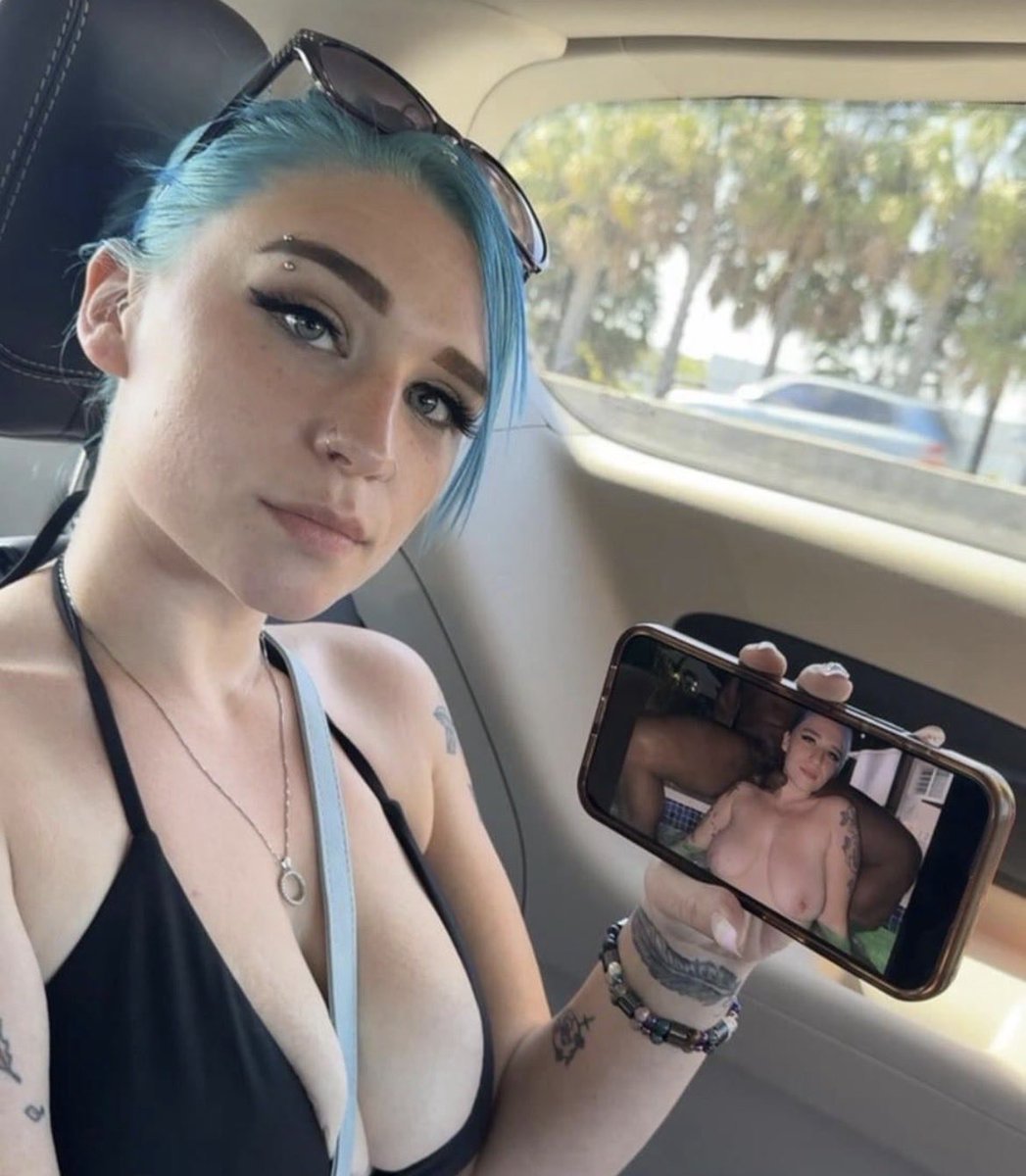 “Hey babe before you drop me off I wanted to show you a photo from last time🥰🥰”

#cuckqueen #cheatingkink #homewrecker #nsfwtwt #porn #cheatingbf #publicsex