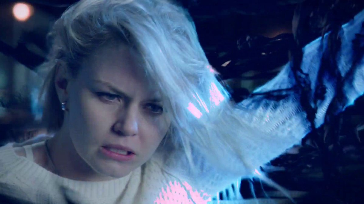 mytulipluv's tweet photo. do you guys ever think about how emma loved regina enough to suffer becoming the dark one just to save her https://t.co/iwZdbISYAu