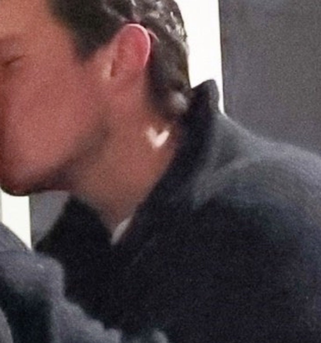 the heart on callum’s neck during one of their first dates, this cannot be a coincidence! they are meant to be together