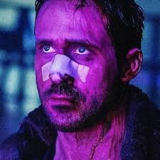 <a href="/tarcisiogdf/">Tarcísio Gomes de Freitas</a> O cara depois de ser assaltado entre a Ipiranga e a Rio Branco, entre a Ipiranga e São João e apanhar de um noia na república, pra no final ver poster gigante do Nubank