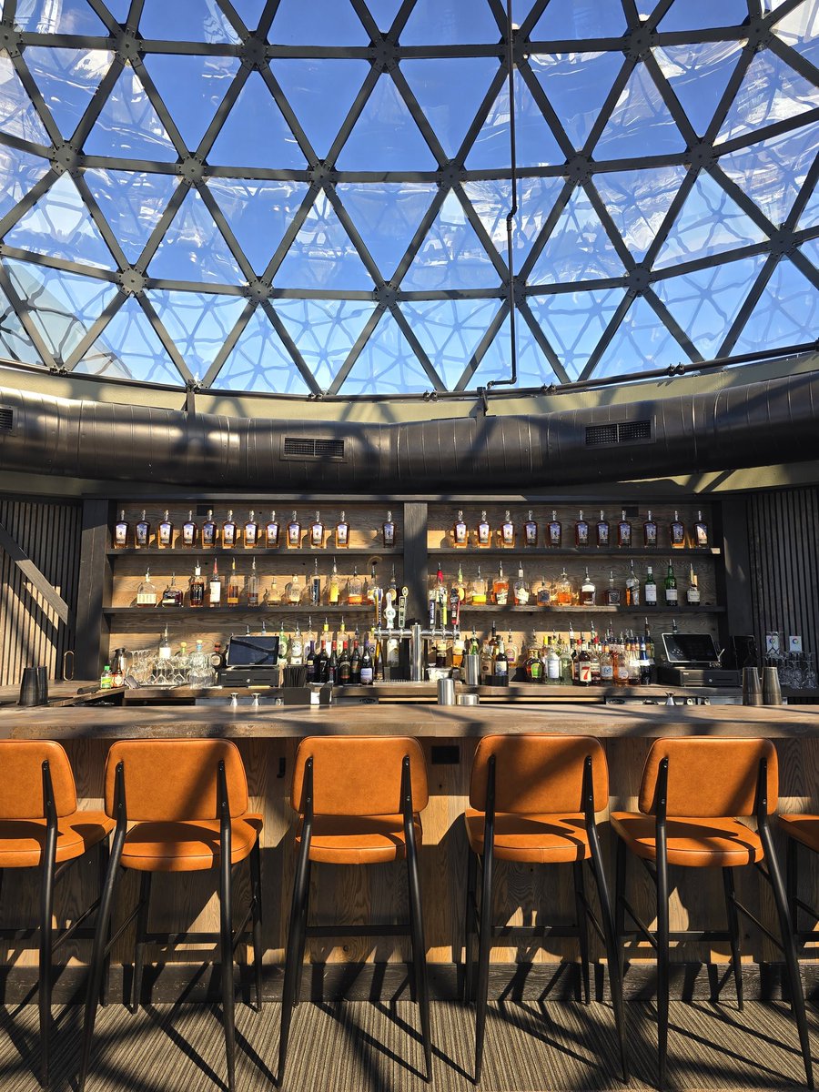 thewiscohotel's tweet photo. Looking for fresh corporate event ideas? We don't just provide a location for your meeting, our spaces rouse creativity, collaboration, and casual Midwest comfort.  And after your meeting, head up to The SILO Bar for a debrief with the best views. https://t.co/K3puKSr6hf