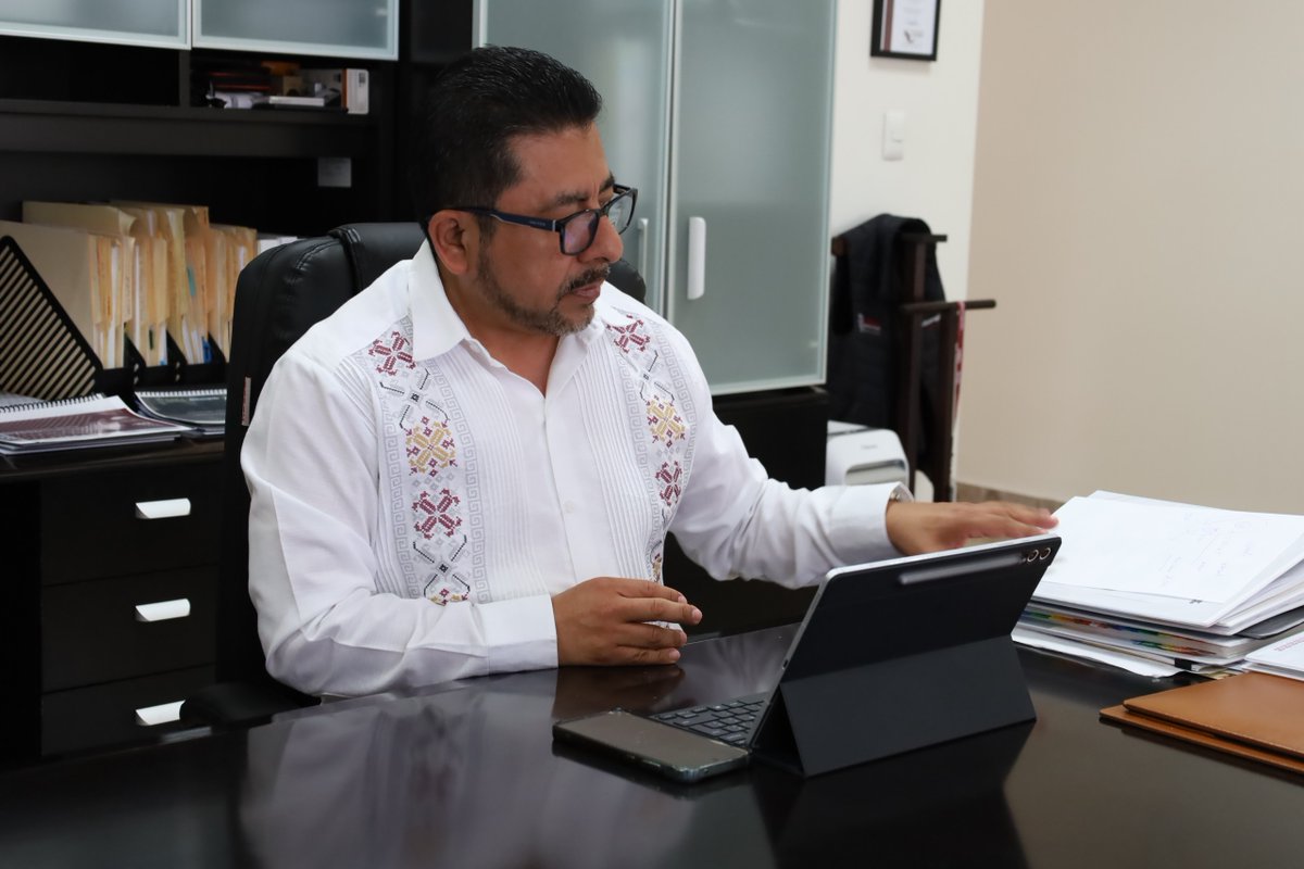 BuenGobiernoPue's tweet photo. Se llevó a cabo la Segunda Sesión Ordinaria 2026 del Órgano de Gobierno de la Secretaría Ejecutiva del @seapuebla, en la que el secretario @alespidio ingresó y participó en la presentación de informes de evaluación institucional, estados financieros y acciones clave para fortalecer la transparencia y la rendición de cuentas en Puebla. 🤝📊🗂️ 

A través del @Gob_Puebla, se impulsa el trabajo coordinado entre instituciones para consolidar un gobierno íntegro, eficiente y cercano a la ciudadanía.

#PorAmorAPuebla #PensarEnGrande