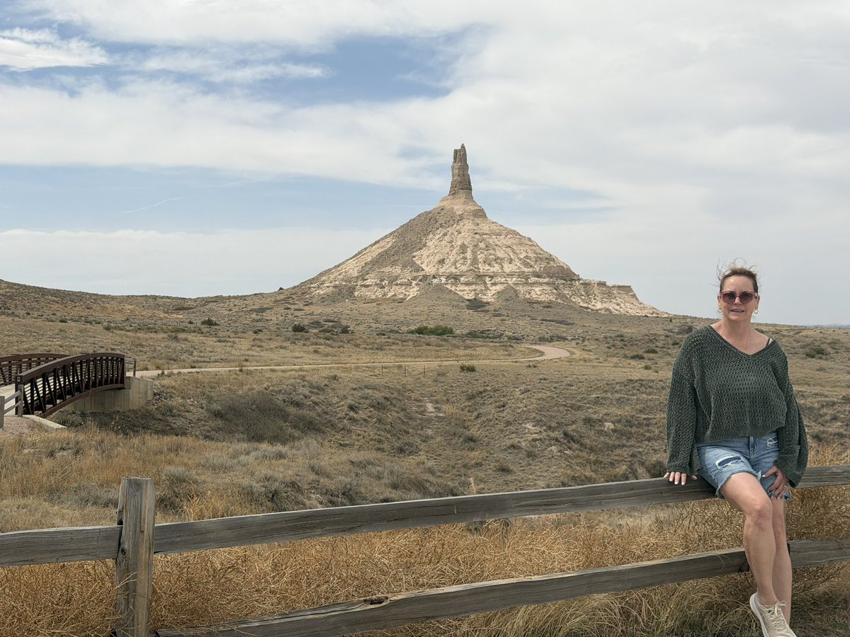 Astro_Clay's tweet image. Took me…, The #Nebrastronaut™️ 60 years to finally see what I’d learned about in elementary school.  Pretty cool! #ChimneyRock #OregonMormonTrails @GoBluejays1