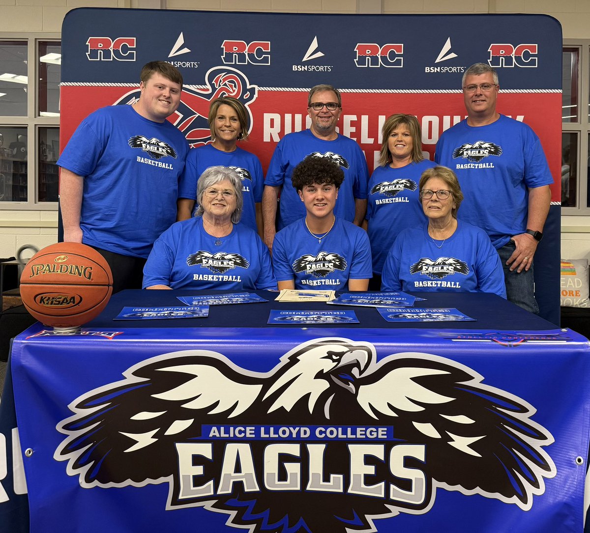 DylanStanelle's tweet photo. Thankful for the journey and ready for what’s next. Officially signed📝📝

@mrbtackett 
@CoachP_ALC https://t.co/x6wDRmAKRh