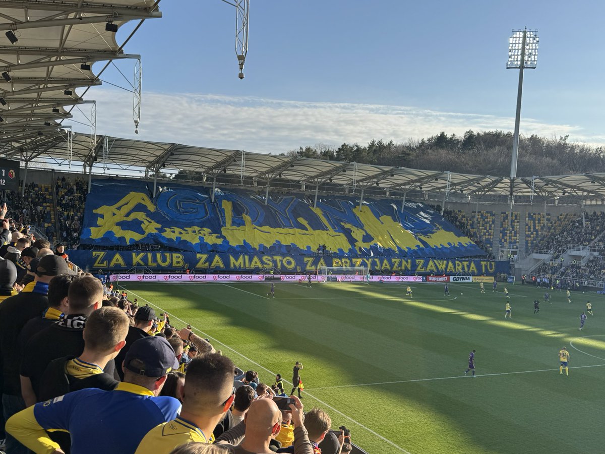 bloohair1970's tweet image. @ArkaGdyniaSA 0 @Jagiellonia1920 3 superb noise from both sets of fans and an away win after Arka were left to rue missed chances and found the opposition keeper in unstoppable form. #groundhopping