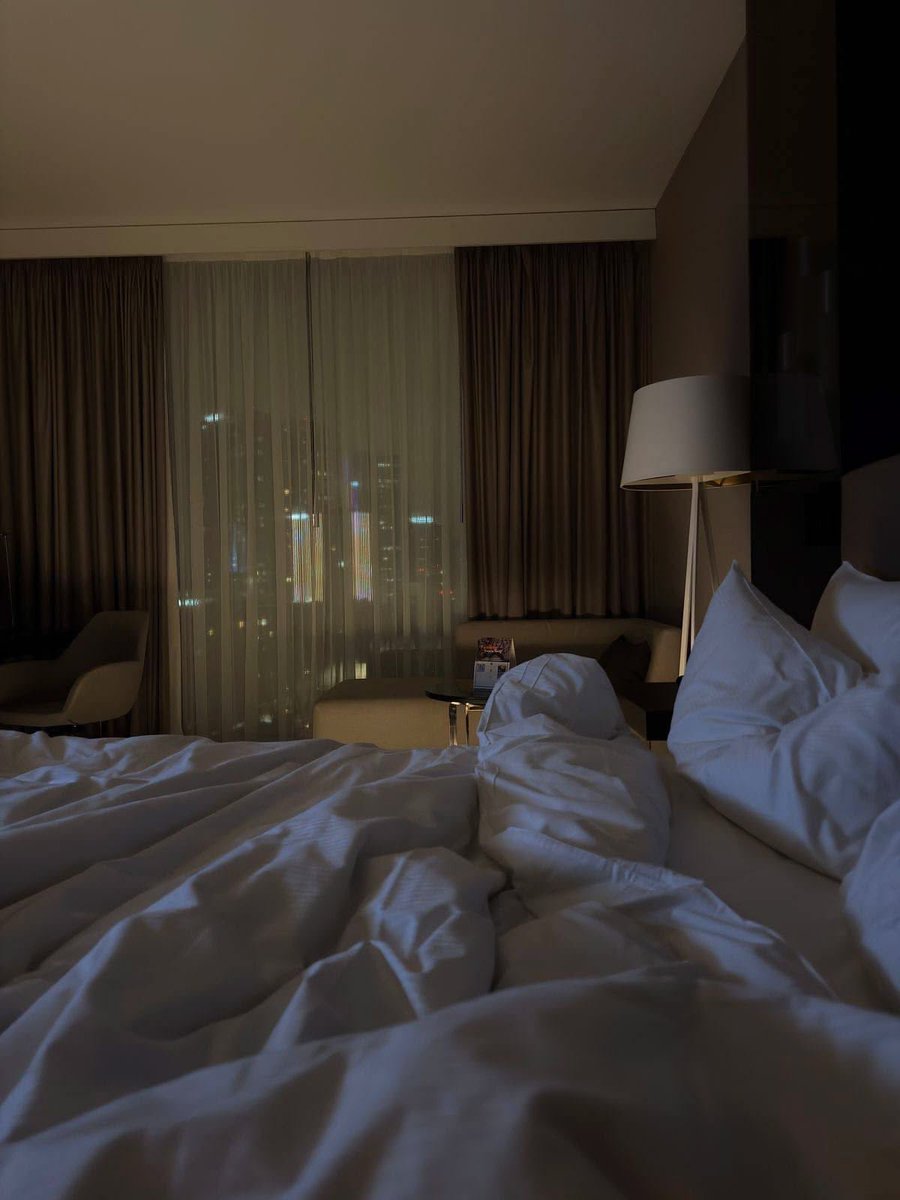 fe VAI VER O BTS 31/10 tweet media