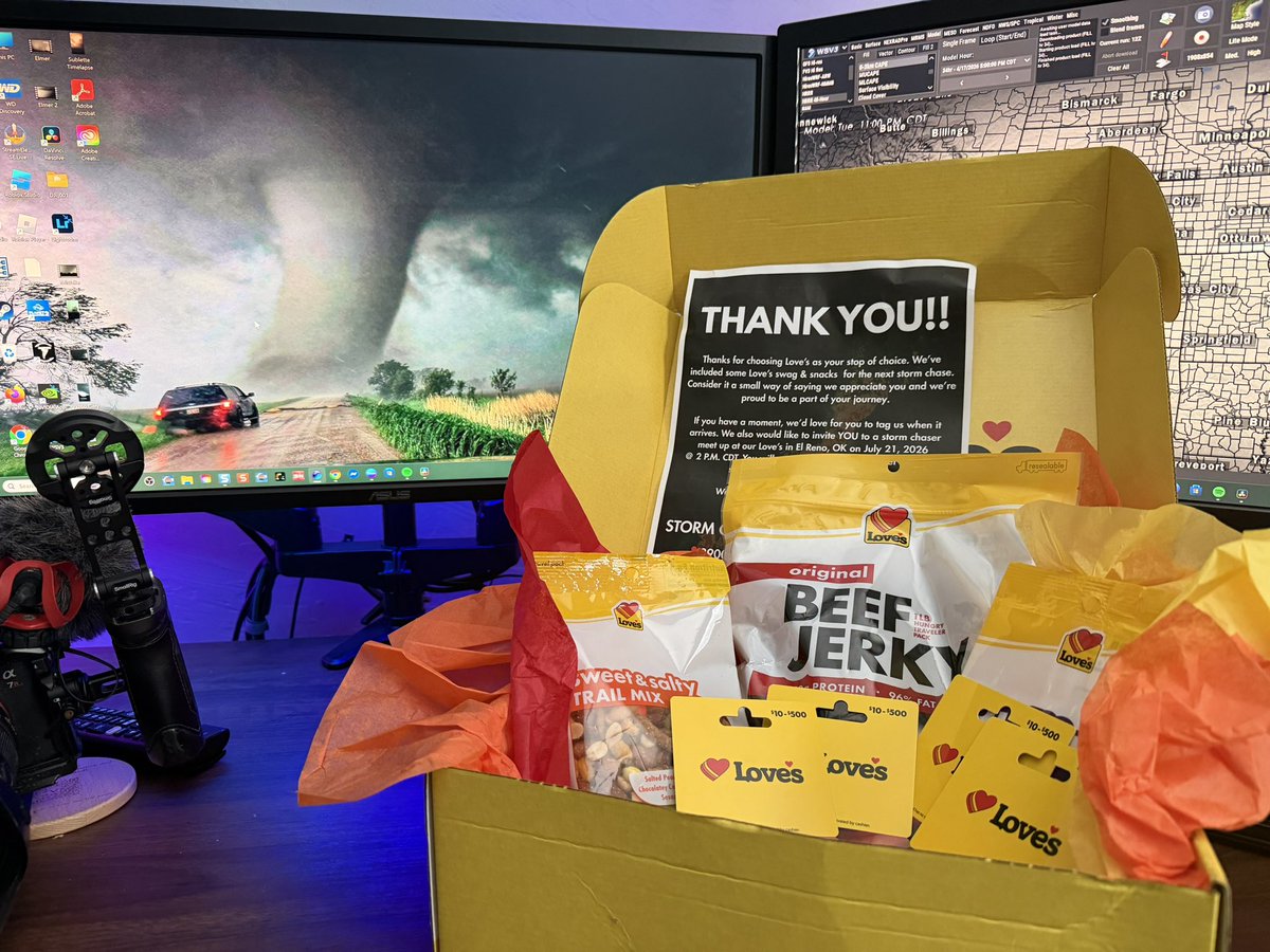 Stephen Jones tweet media