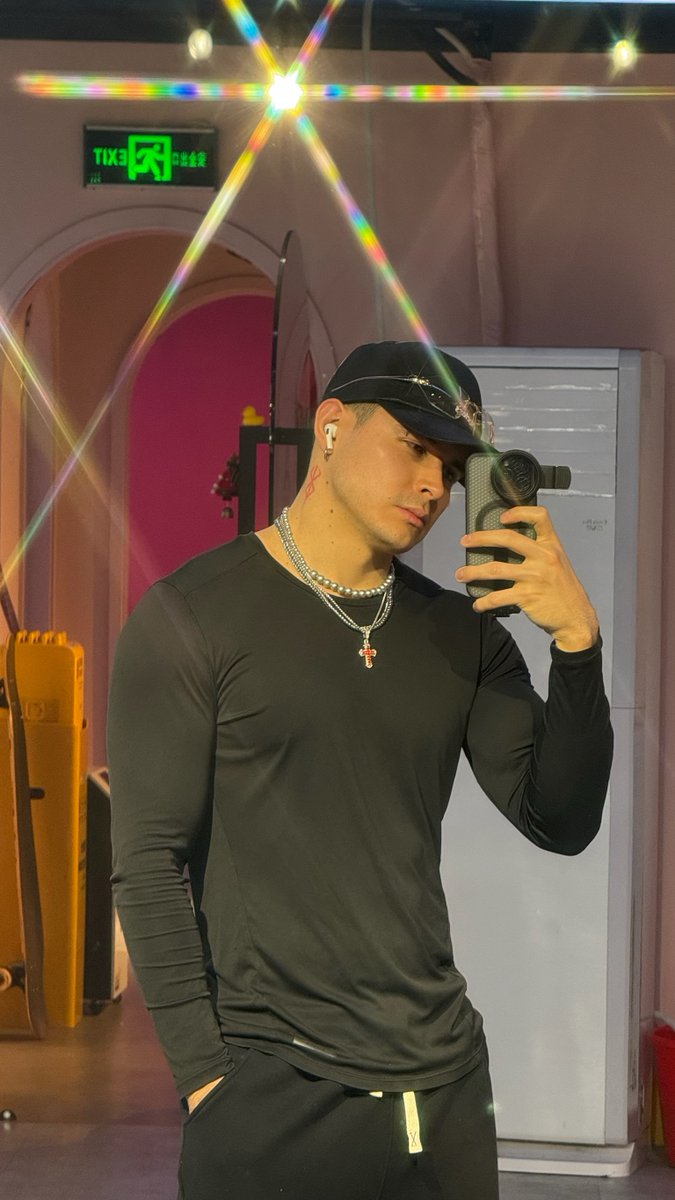 Dany 🧨 tweet media