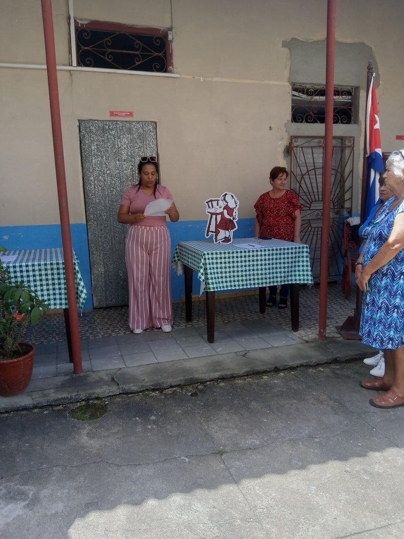 La DGEP en VC firme en la defensa de la Patria,se realiza el proceso de firmas por todos sus cuadros y funcionarios.
<a href="/EspinosaFr50899/">Frank Espinosa Hernández</a> <a href="/Mercede80671237/">Mercedes Torres Pérez</a>