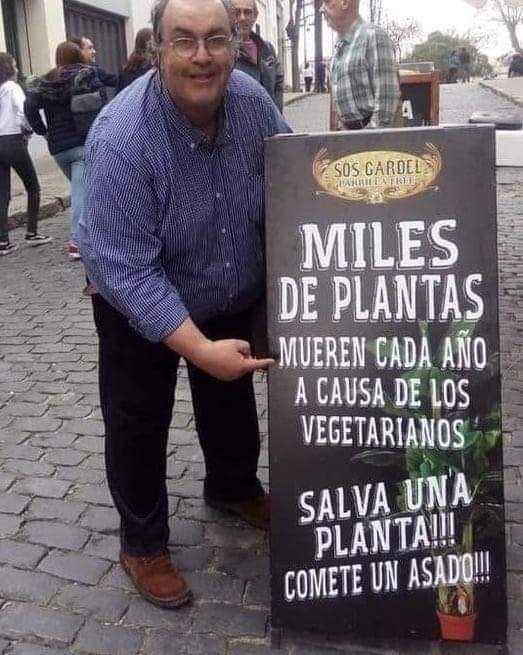 PeGuRa73's tweet photo. @indignadoxd ⛔ Salva una planta!... 😆 https://t.co/CSVW3QBVqF