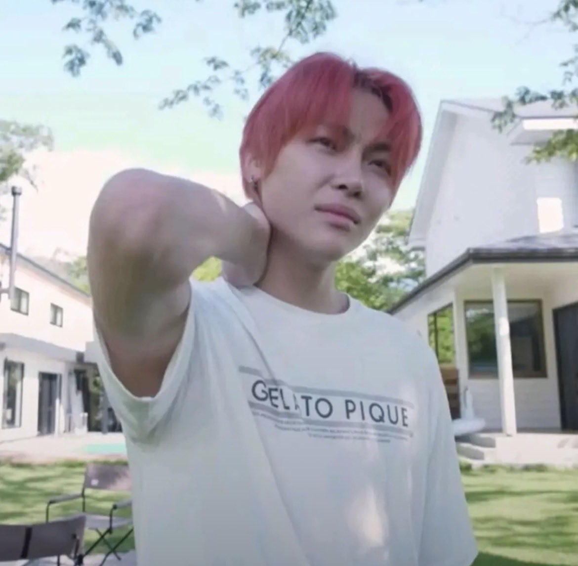 ningning tweet media