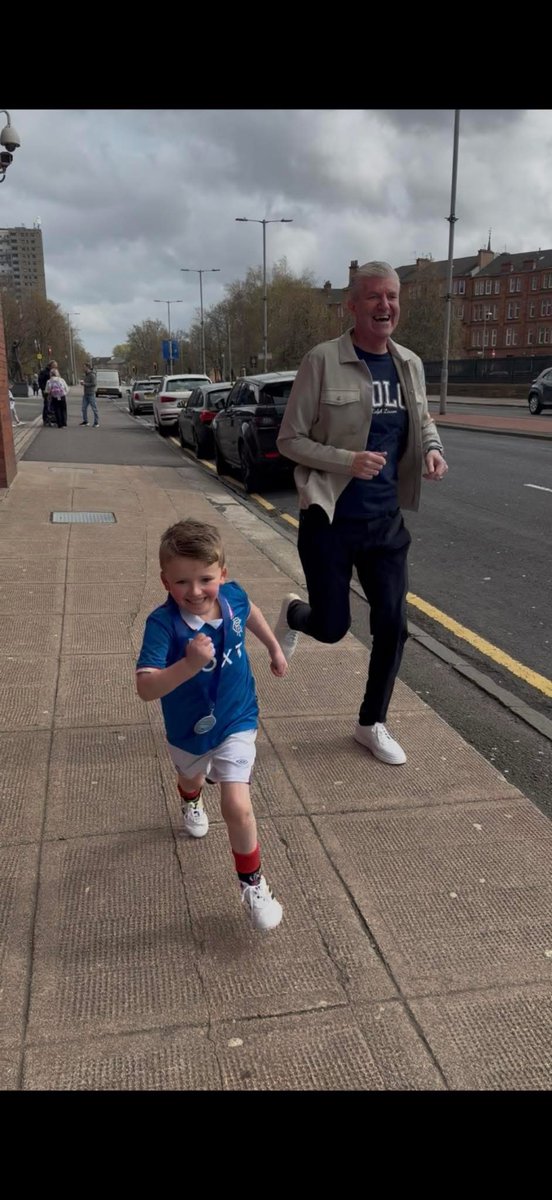 This boy 😍 ran 6 laps of the pitch at ibrox in under 12 minutes and raised over £600 for charity then raced his granda down Edmiston Drive 😂 thank you so much to everyone who donated, I am one proud mum 💙💙