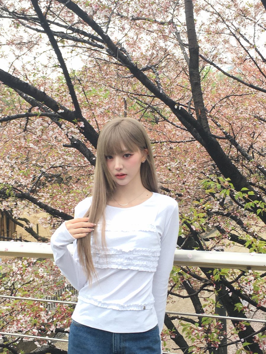 yeonji loops tweet media