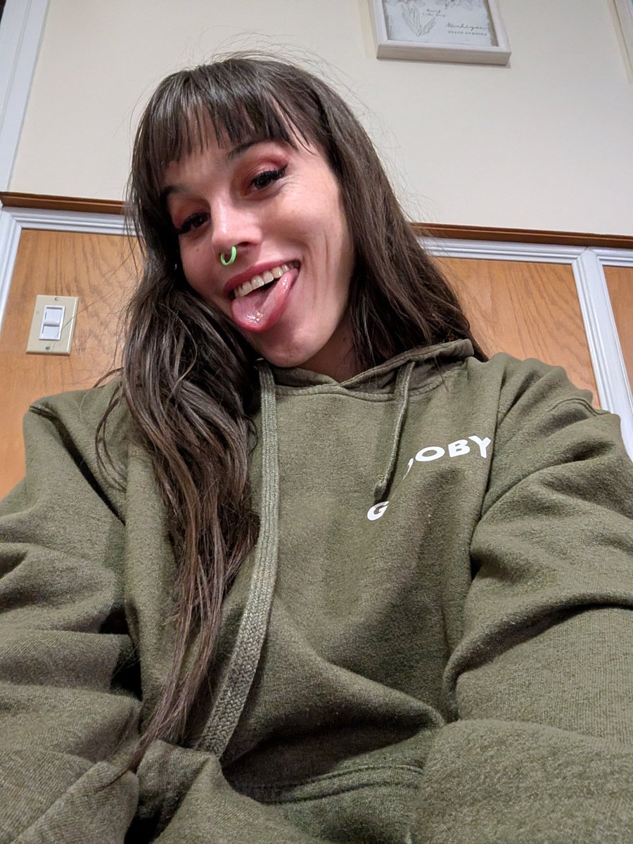 Nyxi Leon tweet media