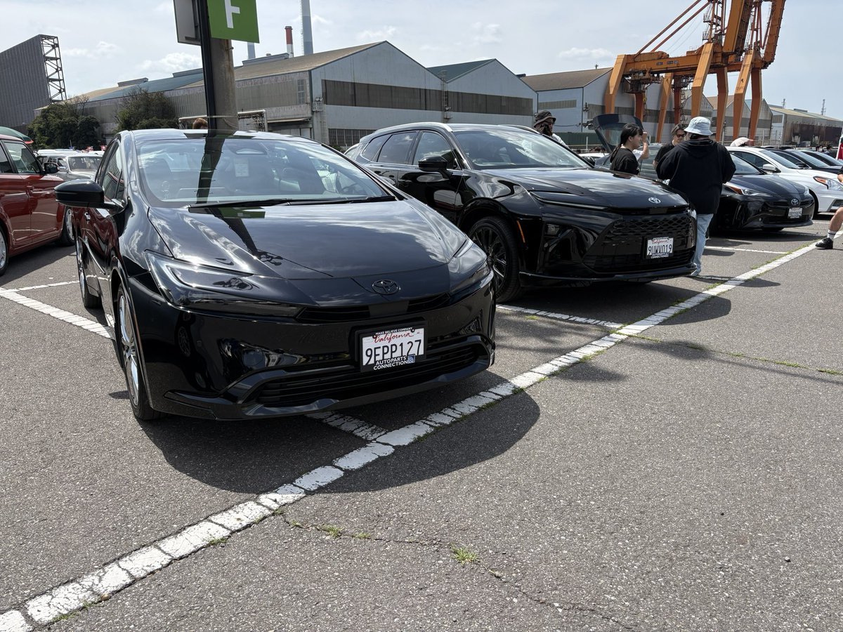 mazda5usdm's tweet photo. 今回はハワイ仕様ではなくCABE TOYOTAにしてみました
暑かったけど楽しすぎた
#高速有鉛フェスティバル https://t.co/GZhyJnpa4Q