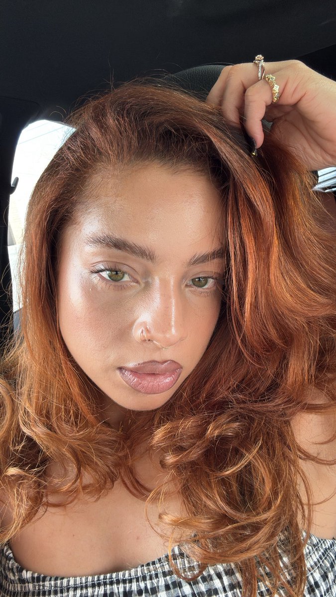 ㎘. 𐀔 Not @KianaLede. tweet media