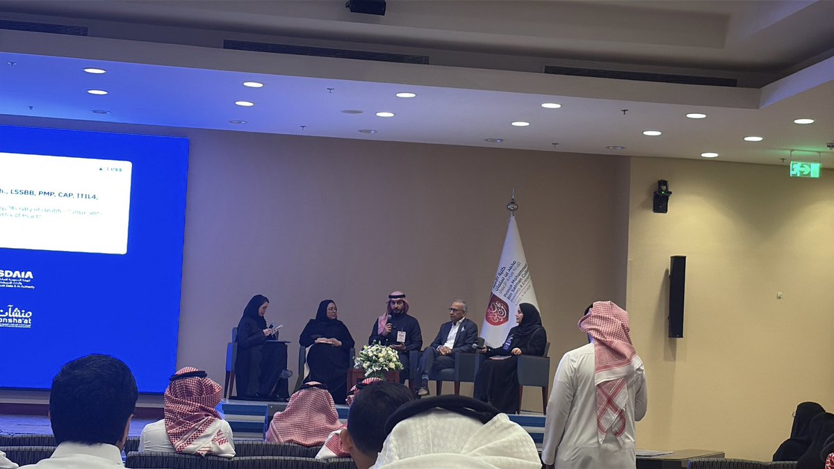 HacMays's tweet image. الحمدلله.. 

انتهى هاكثون هارفرد الذي أقيم في الرياض وكانت تجربة مختلفة بكل ما تحمله الكلمة من معنى
تعلمنا واختبرنا افكارنا لا مجرد المشاركه

كل الشكر لمن أتاح لنا هذه الفرصة ولكل من كان جزءًا من هذه الرحلة🤍

#Harvard #HealthcareInnovation