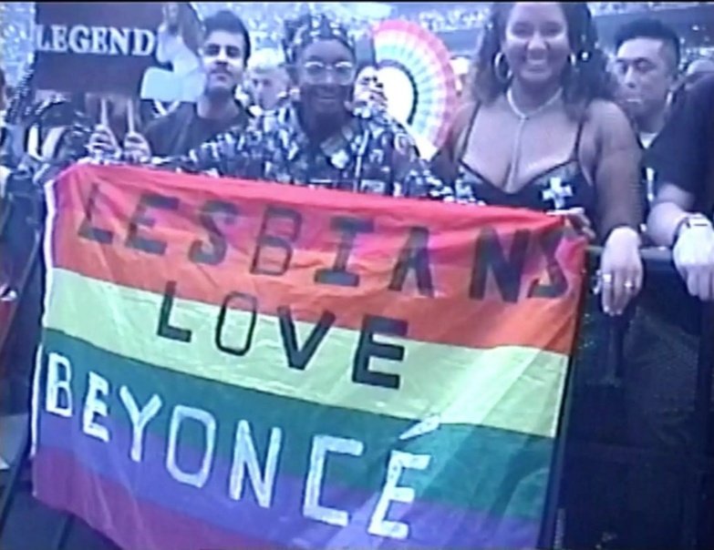 𝐇𝐀𝐃𝐋𝐄𝐘𓄋 (@poisonhoneybee_) on Twitter photo 