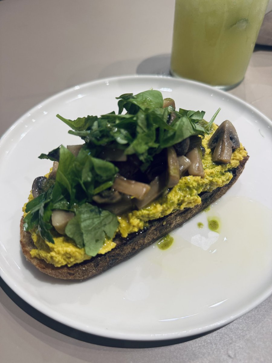 𝐅𝐢𝐧𝐢 tweet media