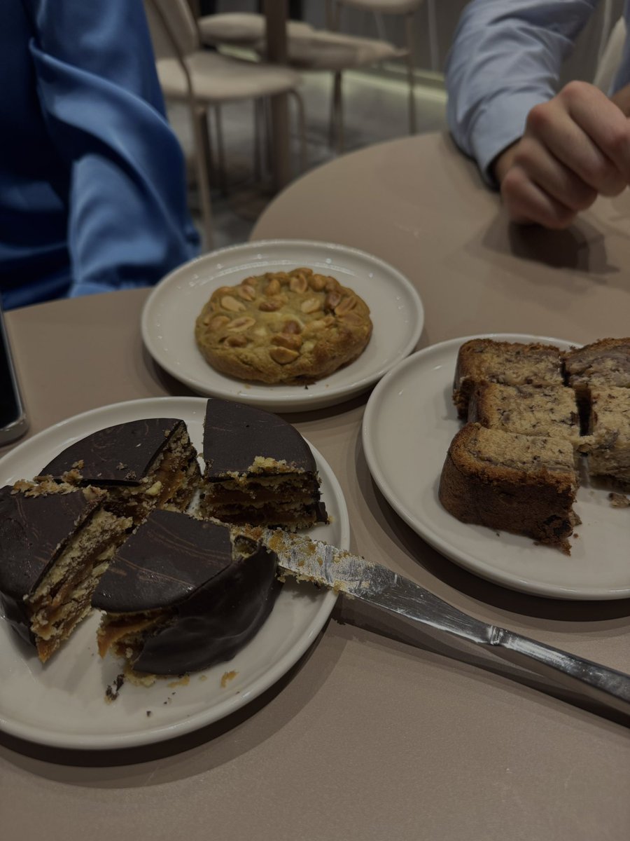 𝐅𝐢𝐧𝐢 tweet media