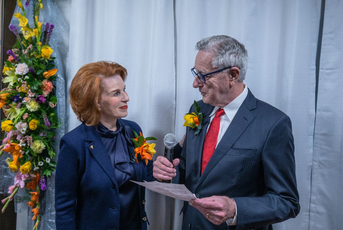 DignityHealthAZ's tweet image. 🫀 Major Milestone: Yavapai Regional Medical Center Opens John and Pamela Osterman Electrophysiology Lab, Advancing Cardiac Care in Yavapai County
ow.ly/SVN750YNaYx

#YavapaiRegionalMedicalCenter #HeartHealth #Electrophysiology #CardiacCare