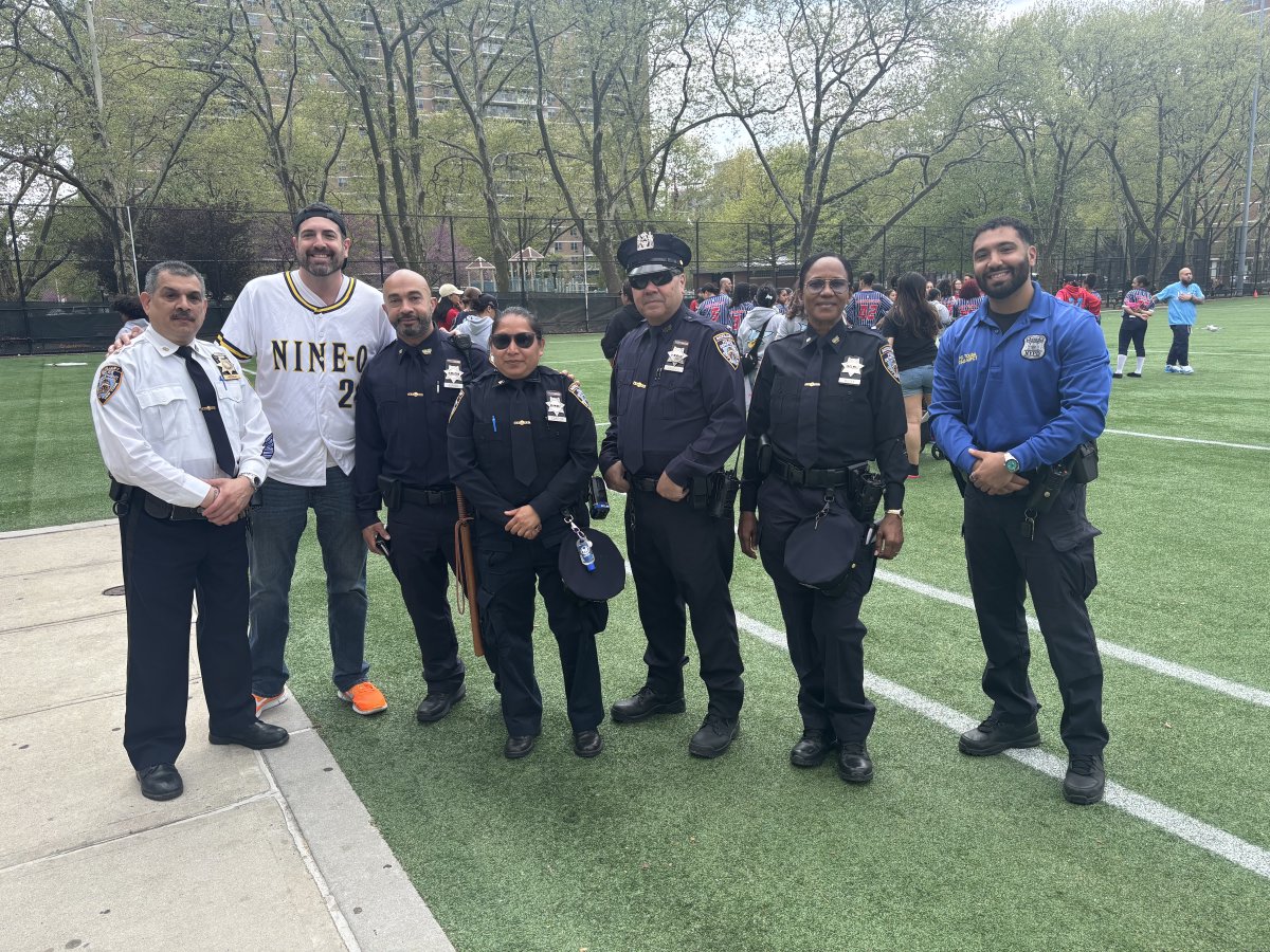 NYPD 90th Precinct tweet media
