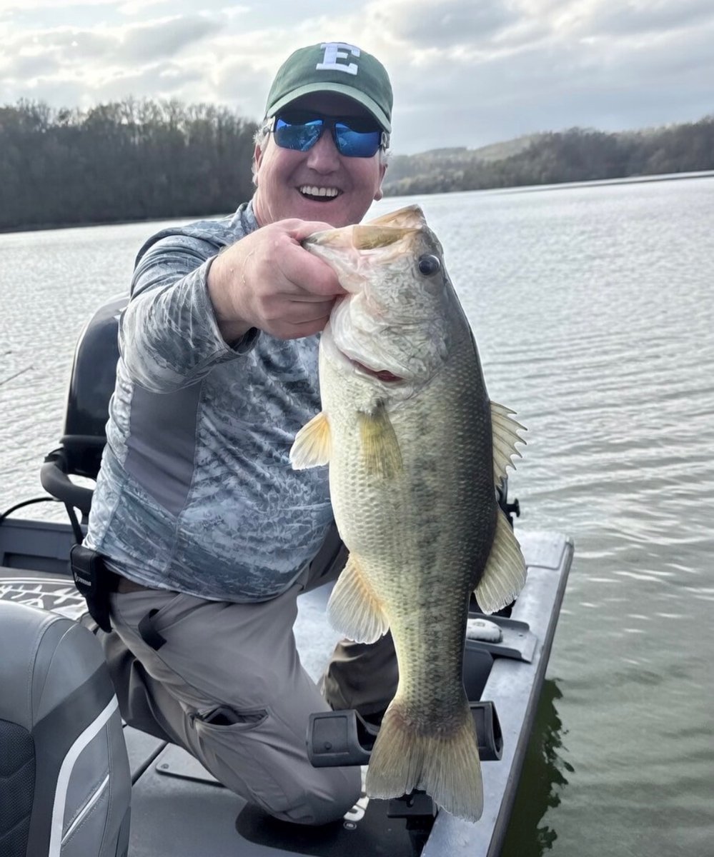 LivingstonLures's tweet image. Another successful day on the water with the Gilly-patterned Mustang Lure 💪
#LivingstonLures #BassFishing #SpringFishing