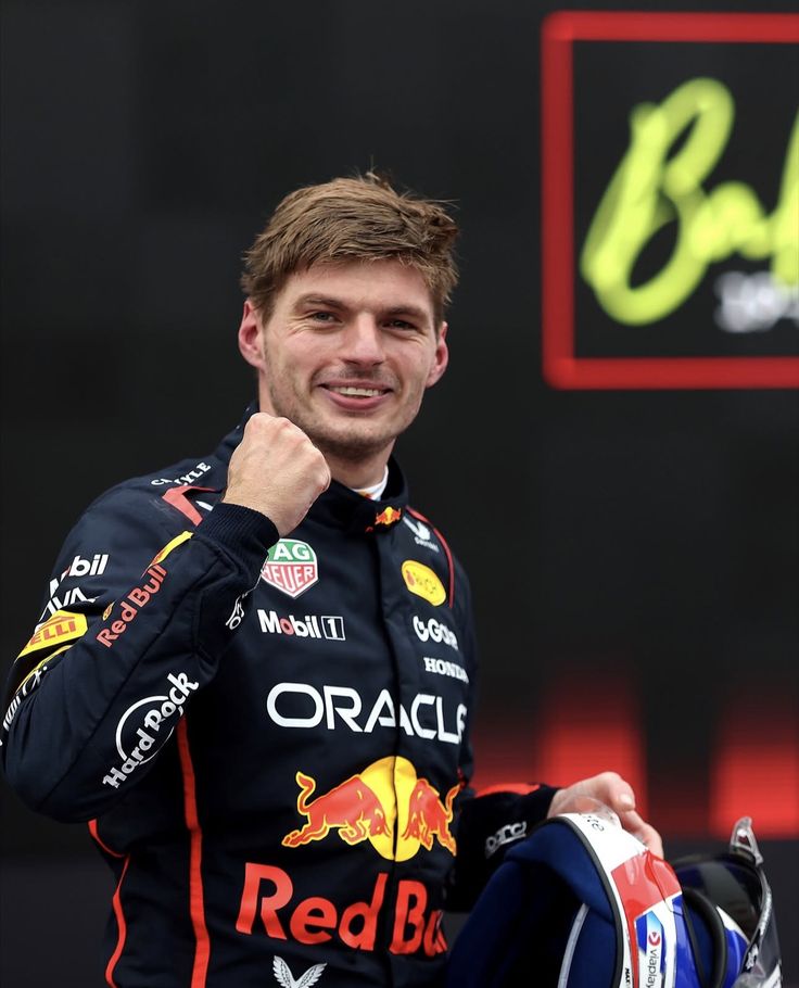 DW ᶜᵉᶜ tweet media