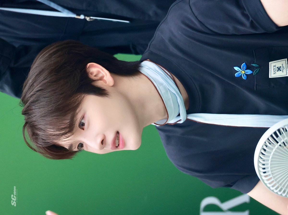 SCulpture tweet media