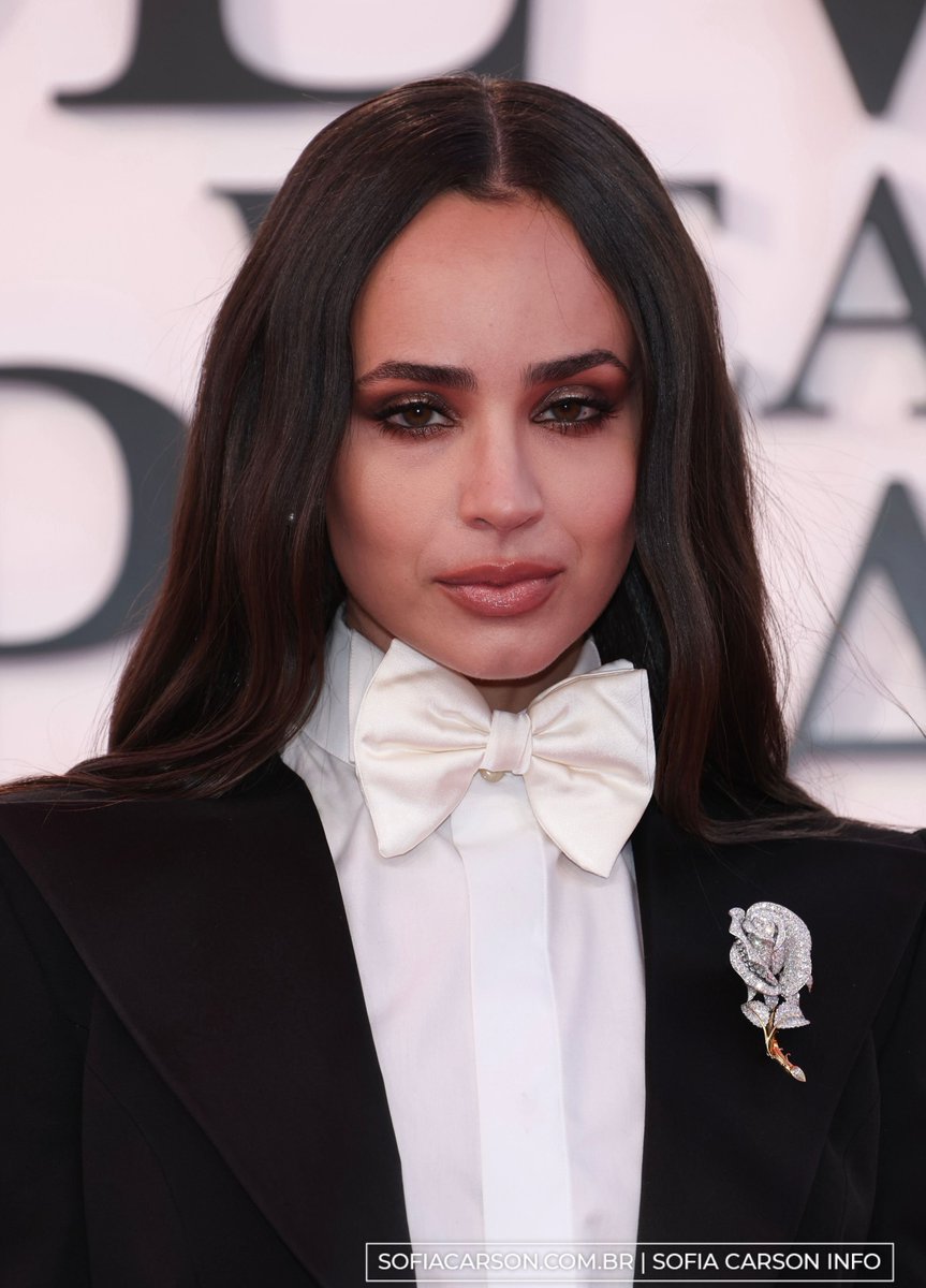 Sofia Carson Info tweet media