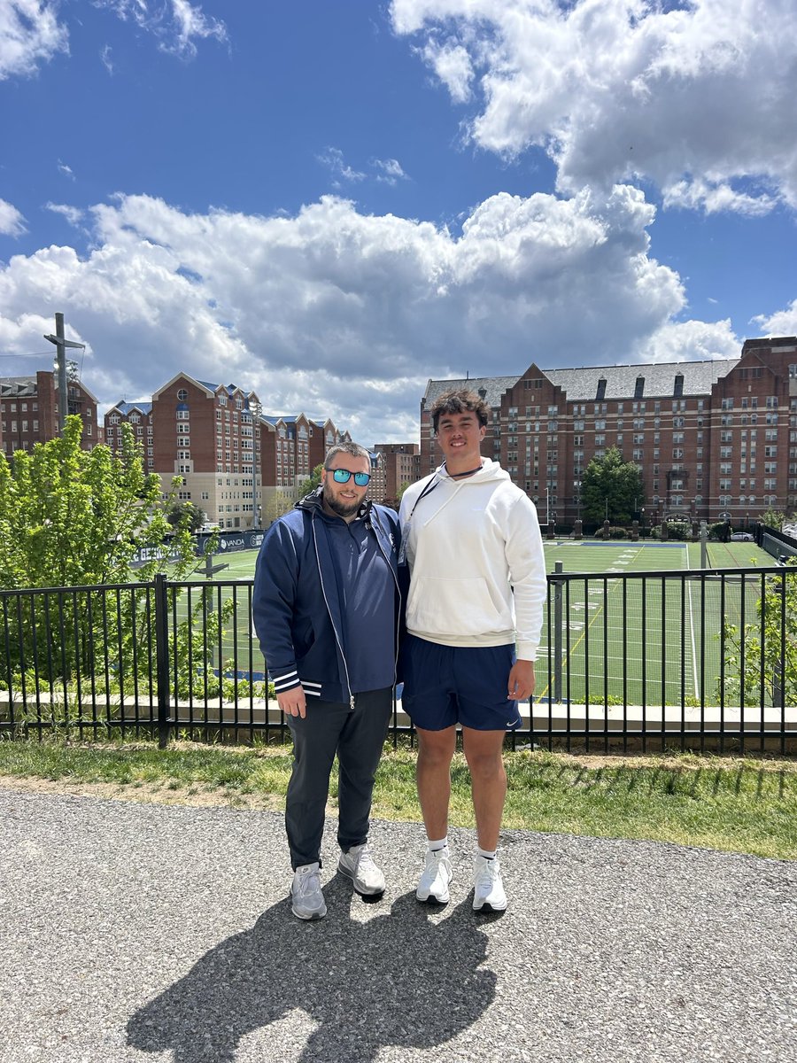ColtonKestner71's tweet photo. I had a great day touring the Georgetown campus and learning more about the Hoyas football program! Thanks to Coach Partin for making it happen. @CoachPartin @HoyasFB @JSB_TrojanFBall https://t.co/LdyOXu7ieU