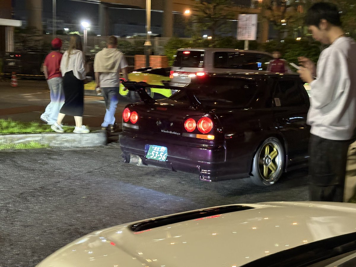 elvis3587's tweet photo. 珍しい営業車いた https://t.co/jaFAv903gQ