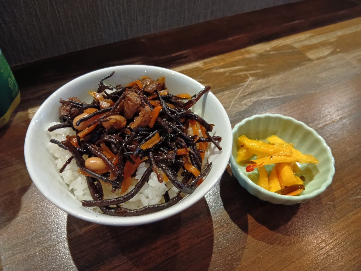 tamapong's tweet image. 昨日は行く予定じゃなかったけど仕事＆実家で疲れ切ってしまってそのまま #黒川 #HOME
お酒飲めませんがご飯食べに。🍚お任せでねぎとろ丼が出て来た😋

新しい看護師が来たんだけど血管確保出来るか聞いたら返事しない😳「出来ますがやっていいかわからない」って学生じゃなあるまいし…