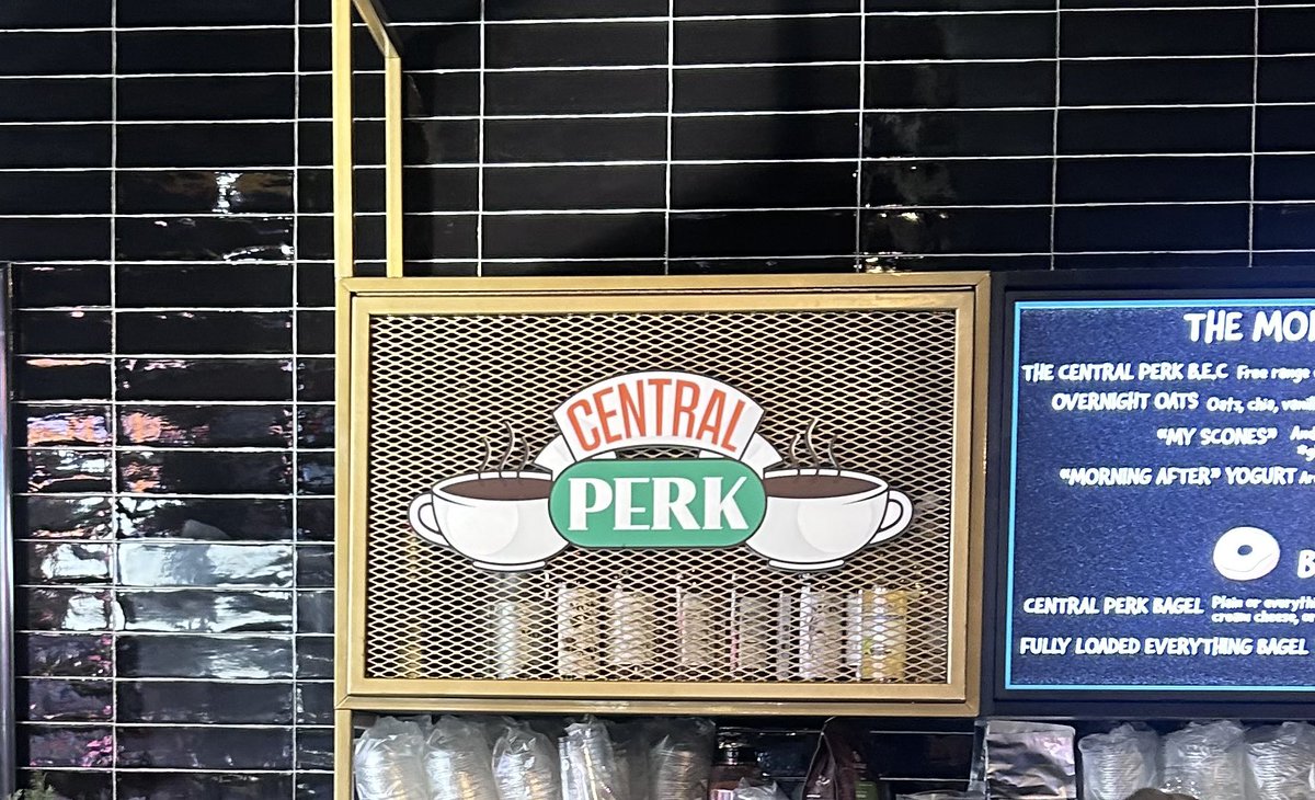 tommy_geraci_'s tweet image. I’ll be there for you …. Right after I finish this cup of coffee ☕️ 🤣
#NYC #CentralPerkCafe #Friends
