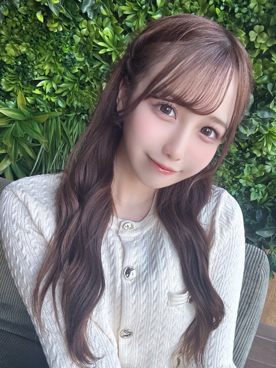 もちみるく tweet media