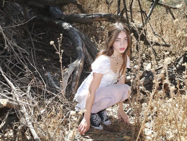 vivien ☥ tweet media