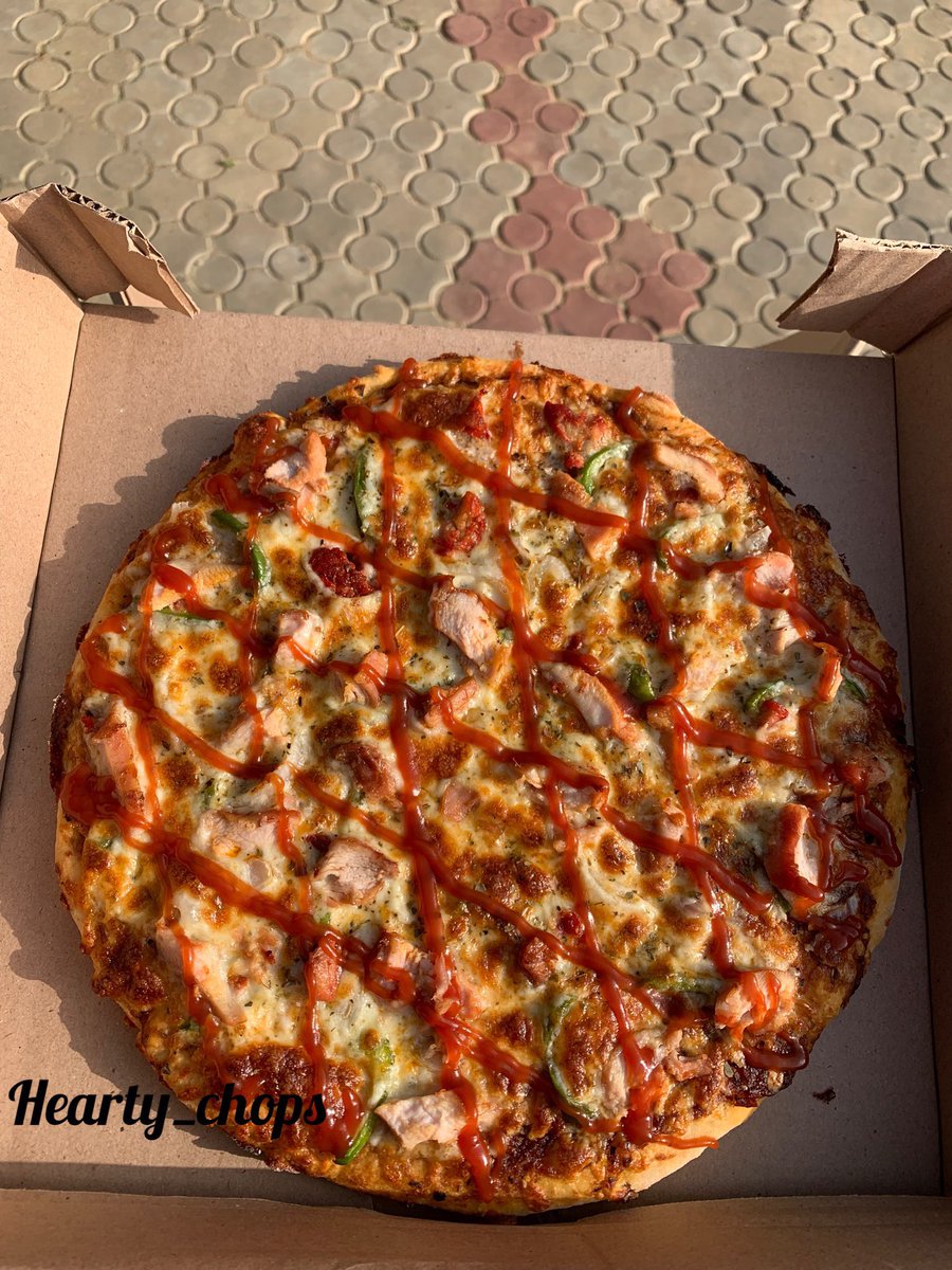 HEARTY CHOPS tweet media