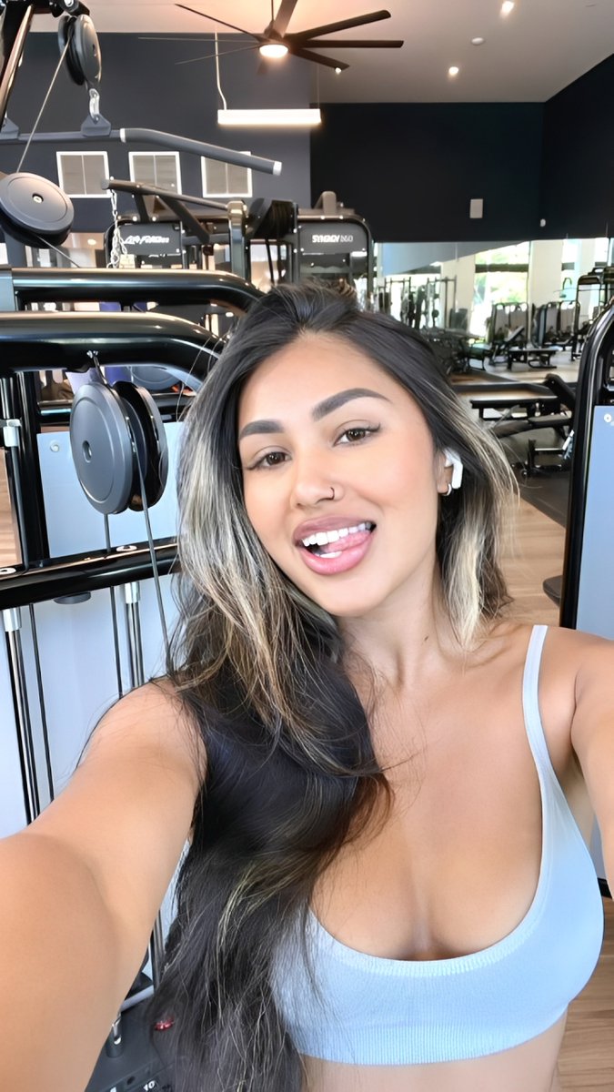 DESI_PLUG tweet media