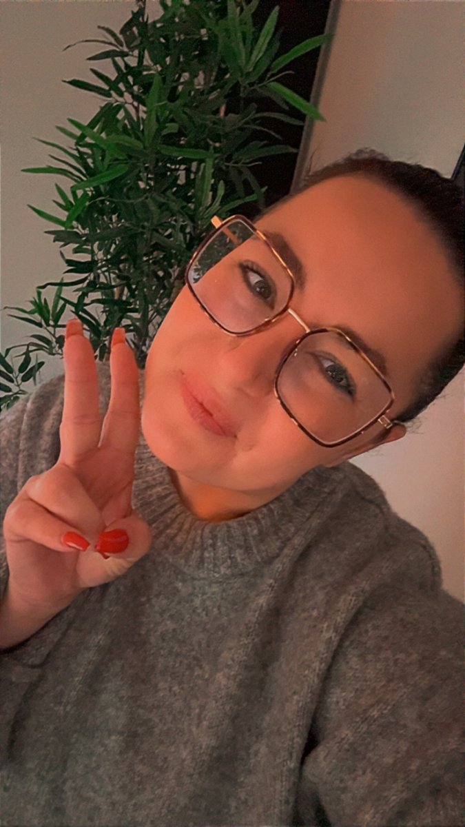 emma tweet media