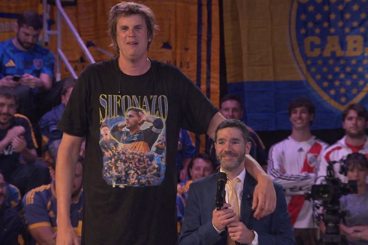 Paren la mano tweet media