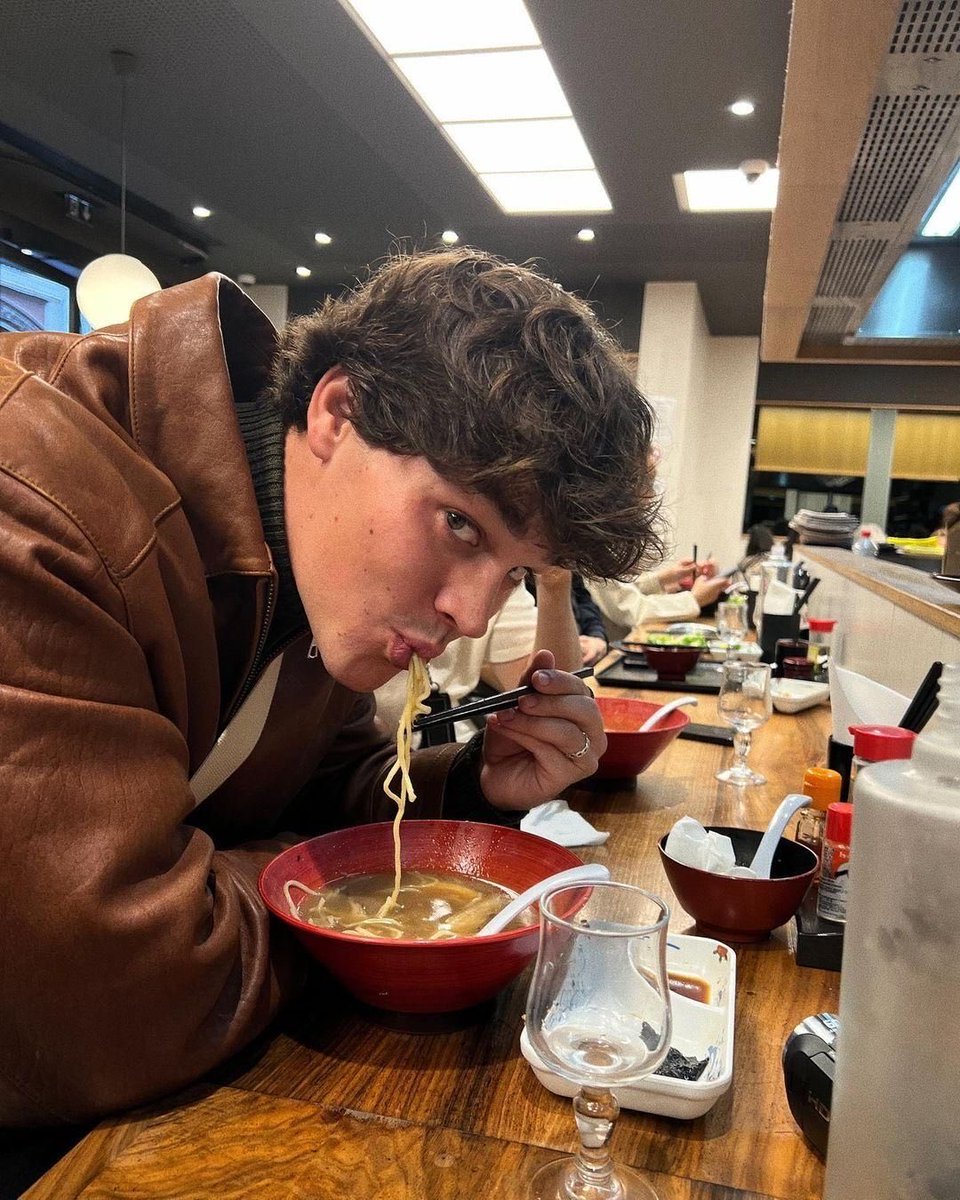 𝐑ockefeller, Z. tweet media