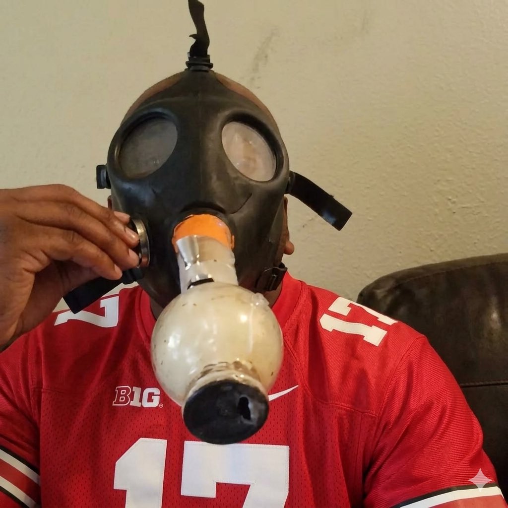 dannydime5's tweet photo. @MySportsUpdate CARNELL TATE WHAT ARE YOU DOING?!?! #BillsMafia https://t.co/h2m9KpBiYZ