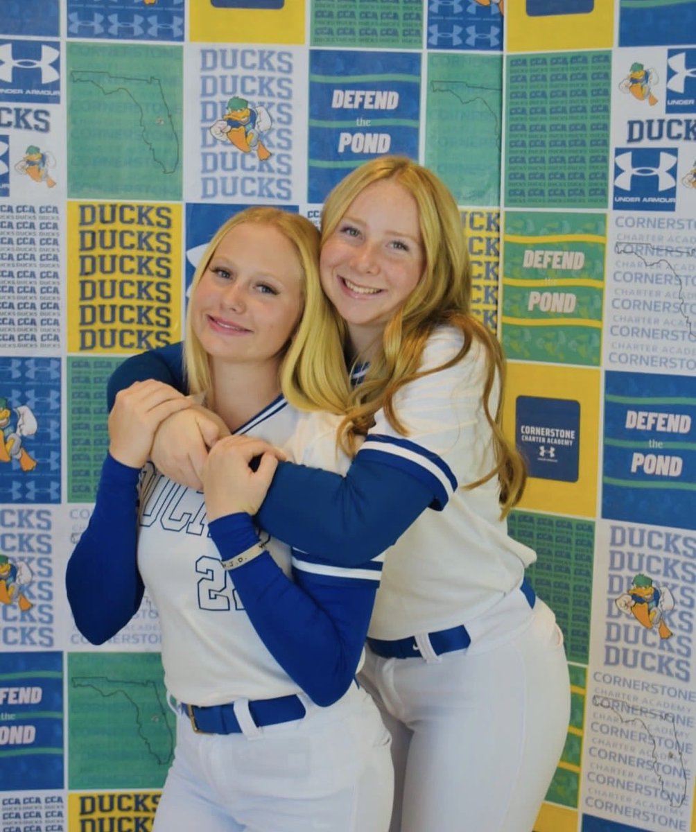 IzzyChoquette00's tweet image. Even though my bat wasn’t there last week, I was able to impact the game on the mound…Both @EmmaPynes6 and I had back to back No Hitters! I love watching and learning from her. 💚🤍💙
I had 10 IP, 20 K’s, 1 BB and 0 ER! 
#Varsity #8thGrade #Classof2030 
#EarnedNotGiven