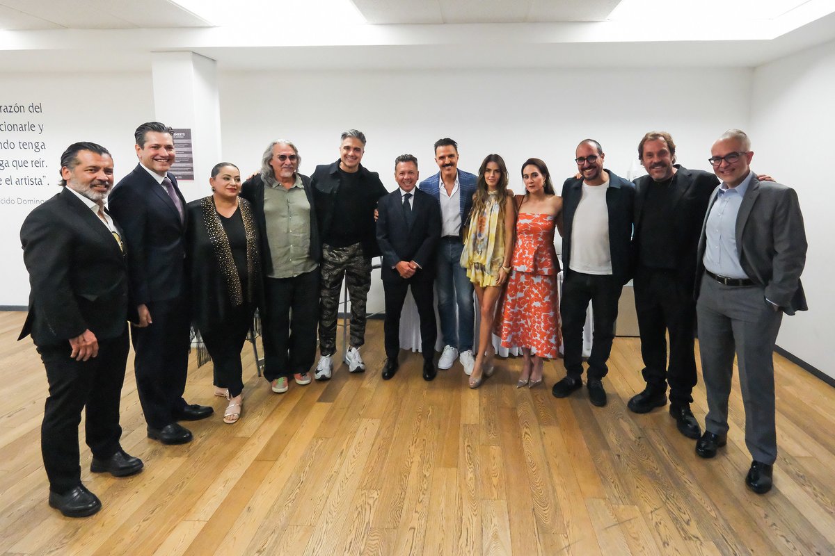 PabloLemusN's tweet photo. En el marco del Festival Internacional de Cine en Guadalajara, uno de los encuentros más importantes del cine en nuestro país e Iberoamérica, junto con @filmajalisco anunciamos la llegada a nuestra entidad de @thelemonstudios y Óxido.

Este es un paso firme para consolidar a Jalisco como el gran hub de la producción audiovisual en México; es posible porque hemos construido las condiciones para que la industria creativa crezca, se consolide y compita a nivel global.

Representa también la creación de empleos directos e indirectos cada año, y el fortalecimiento de proveedores locales, técnicos y artistas; queremos que el talento jalisciense no tenga que irse a buscar oportunidades fuera, sino que las encuentre aquí.