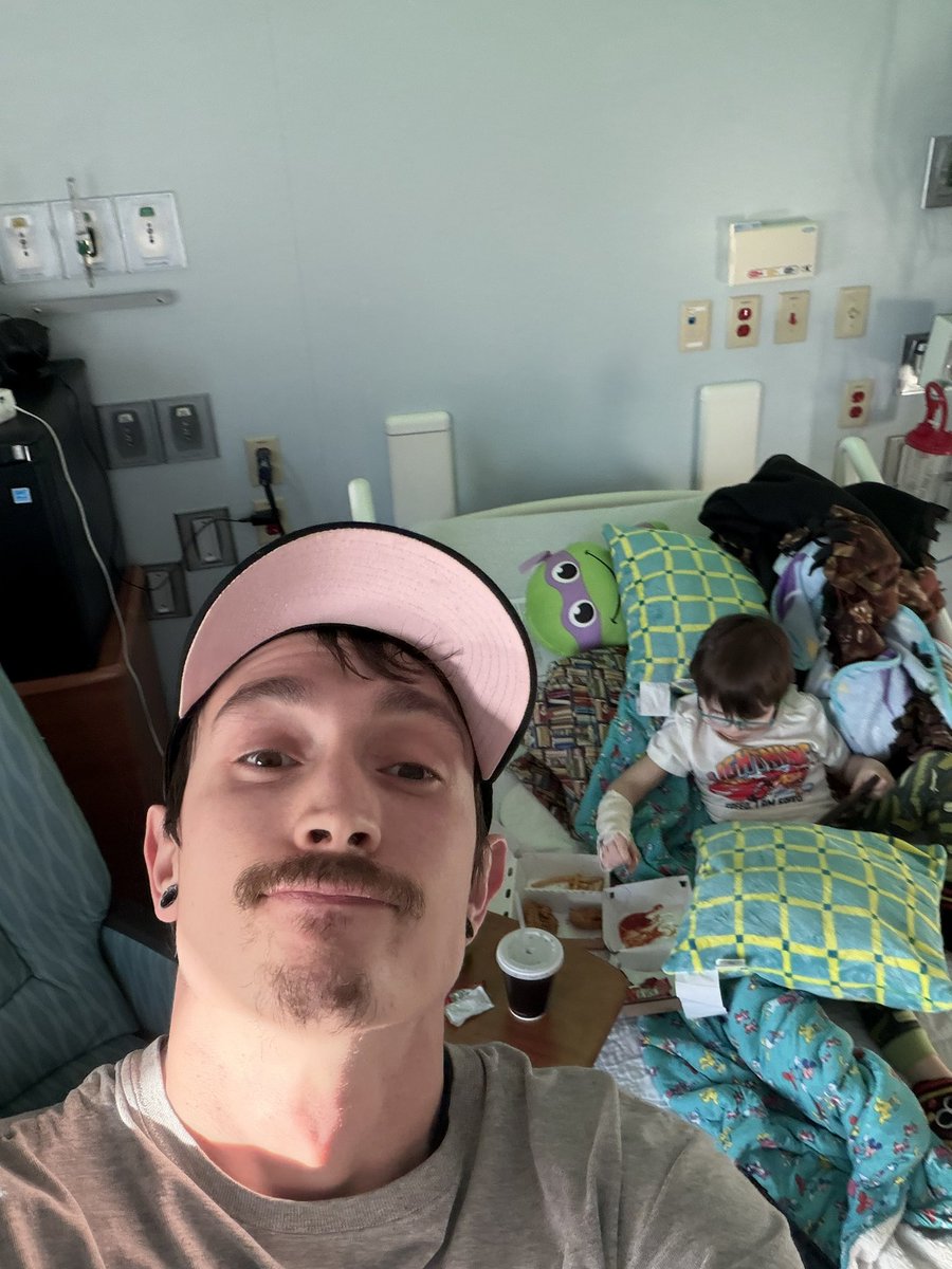 SKEETZILLA tweet media