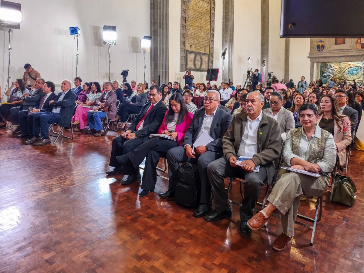 CristinaCruz_MX's tweet image. Durante la jornada, se destacó la importancia de la relación tutora y la participación activa de la comunidad como motores del aprendizaje.

#Educación #CONAFE #ComunidadesDeAprendizaje