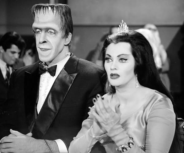 HorrorHammer1's tweet photo. Herman and Lily (1966) https://t.co/StAZUwL7ej